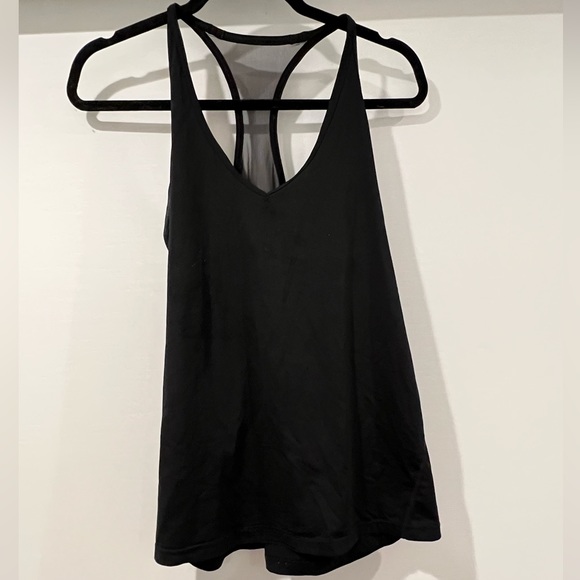 Lululemon Top - Picture 1 of 2